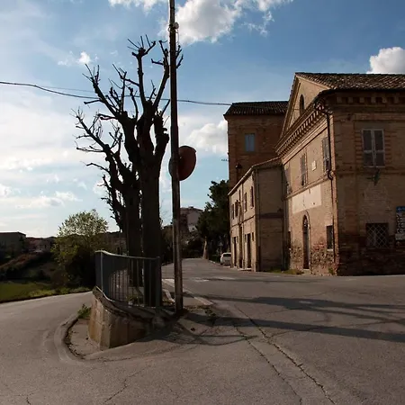 House With 3 Bedrooms In With Wonderful City View Balcony And Wifi * Monte San Pietrangeli